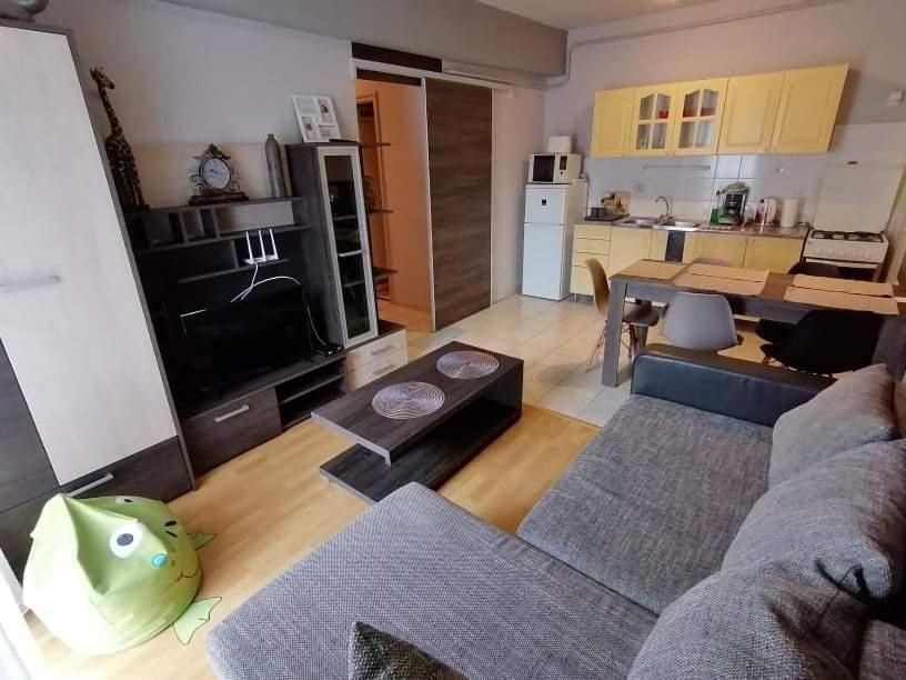 Zoeld Beka Apartmanok Koelcsey I Hajdúszoboszló Eksteriør bilde